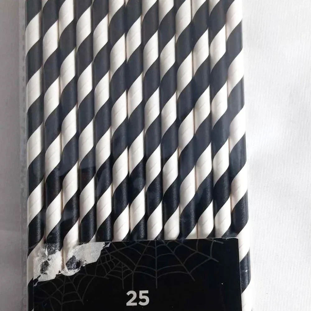 Black and White Striped Paper Straws 25 CT Gothic Party Décor NEW
